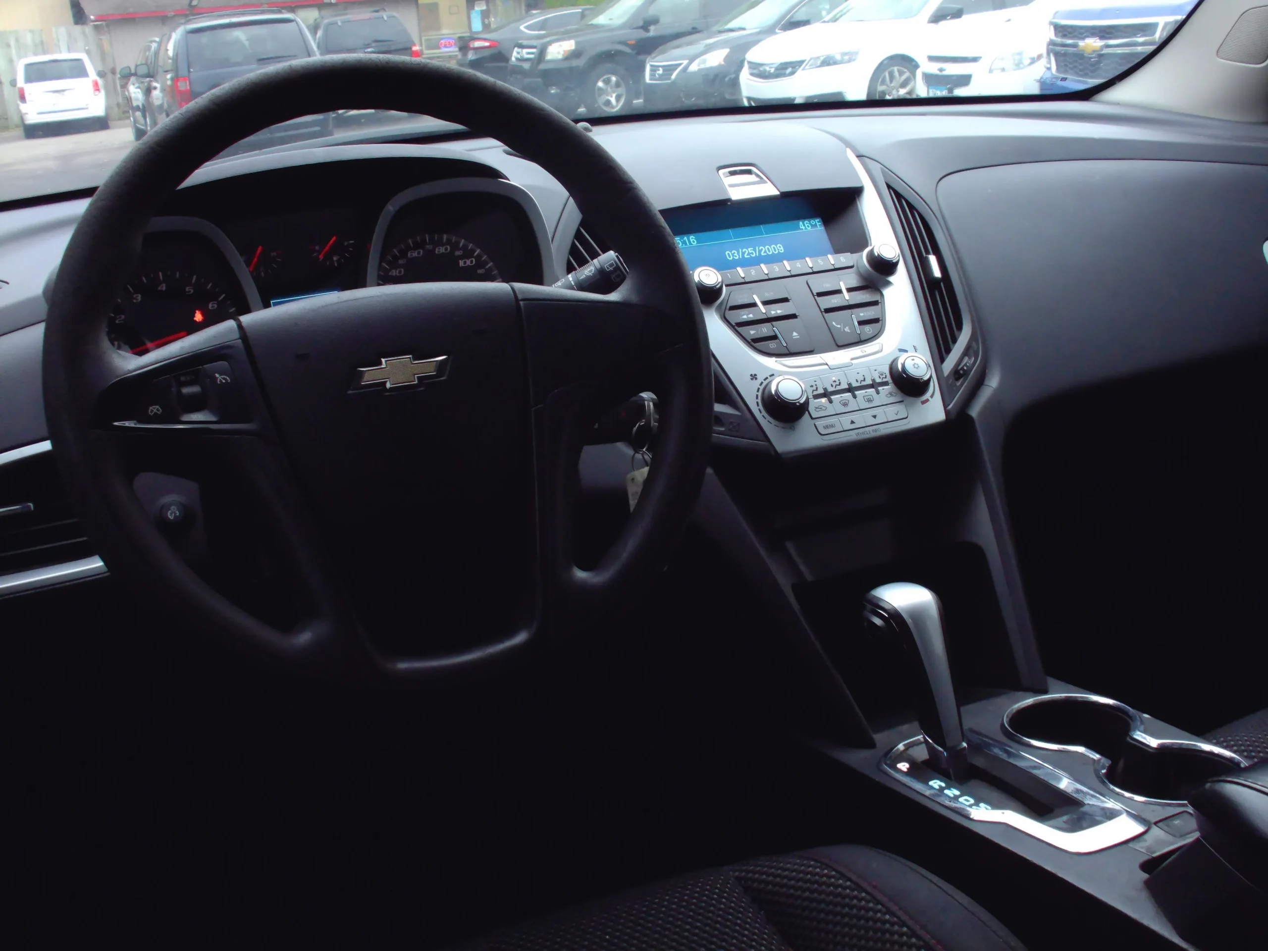 2010 Chevrolet Equinox 1LT - Photo 8